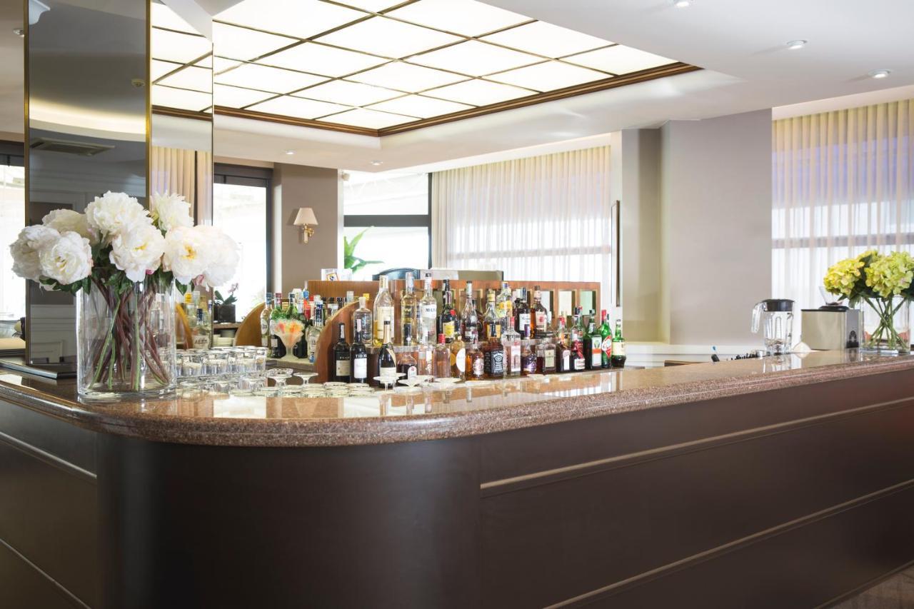 Cambridge Hotel 4*